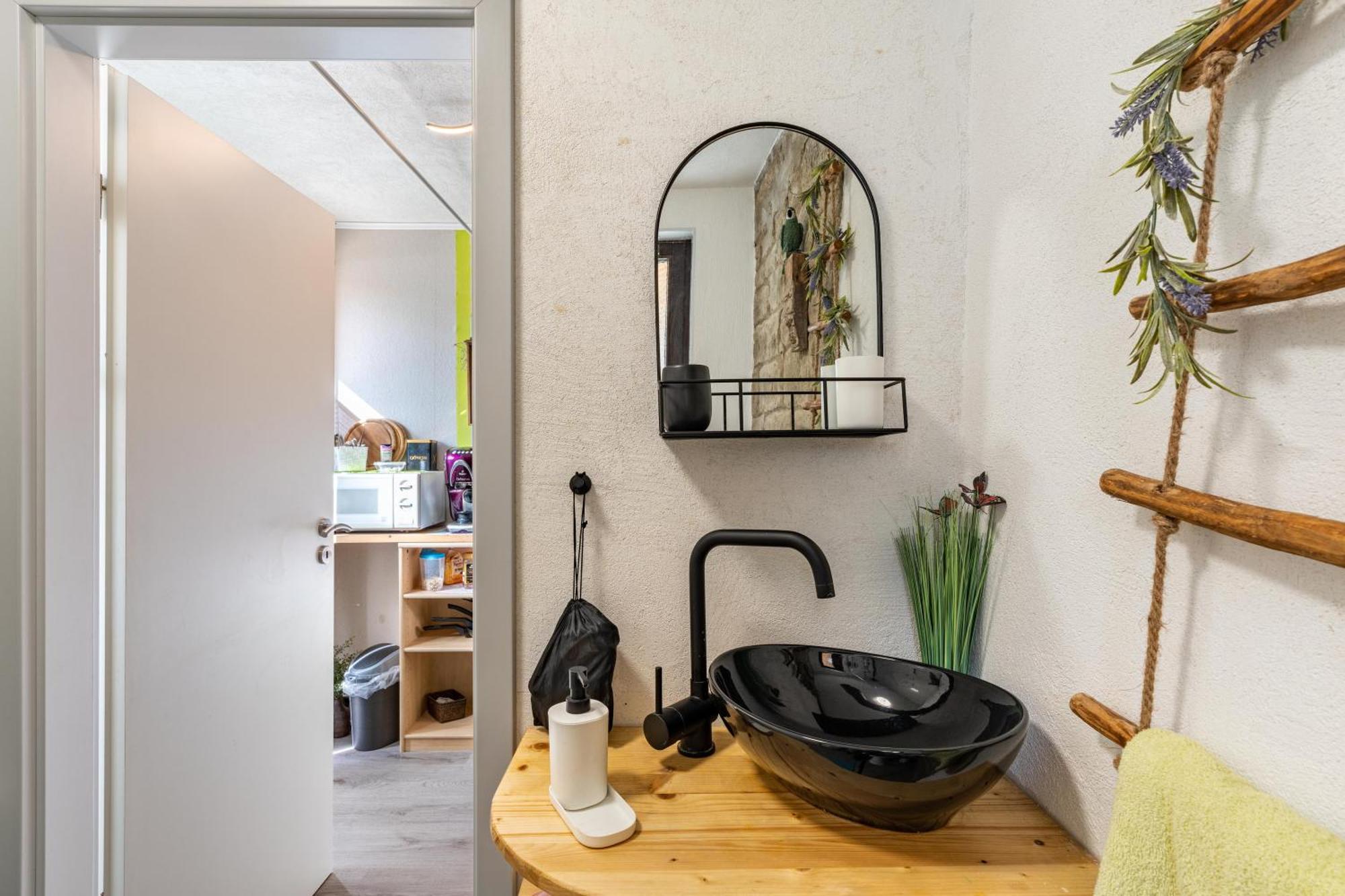 Hobbit Lounge Daire Eppingen Dış mekan fotoğraf